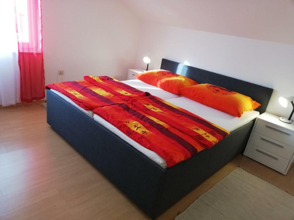 Pavlo Apartments Zadar Luaran gambar